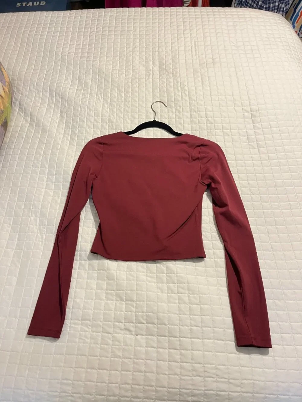 Aritzia Babaton Contour Deep V-Neck Minimalist Longsleeve Body-hugging Burgundy